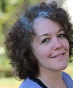 Corinne LEWIS